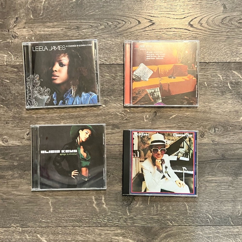 Lot of 4 CD's‎